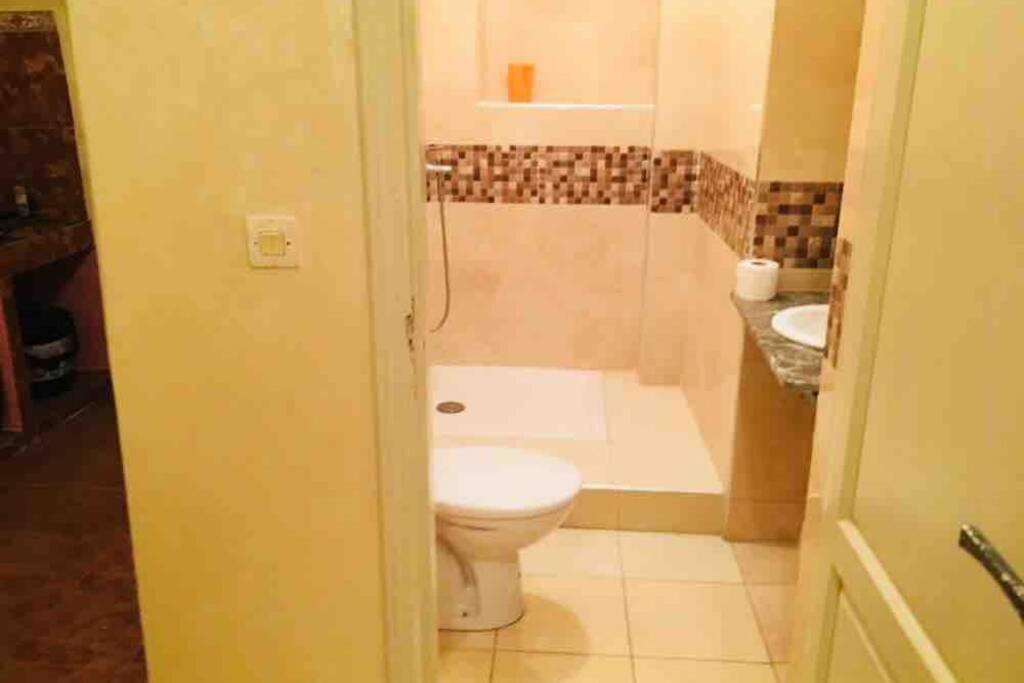 Nice 2 Bedrooms Apartment Near The Beach Rabat Exteriér fotografie